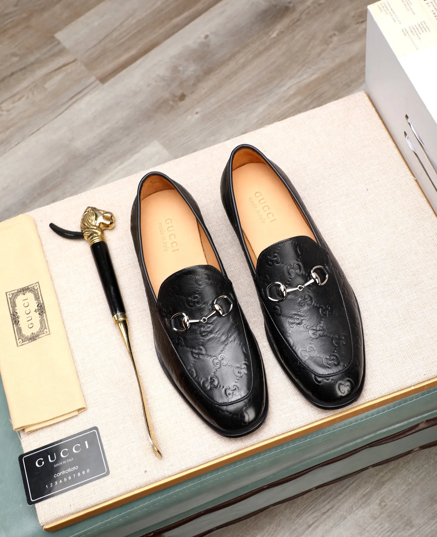 Men's shoes 💰620 📛📛Original version (water-dyed cowhide) Gucci GUCCI official website formal shoes 🌀 Italy 🇮🇹 imported cowhide ➕ top imported water-dyed cowhide lining 💋 fine handmade original bottom, the real thing looks better when photographed in person Standard size 39-44 (38 45 customized)